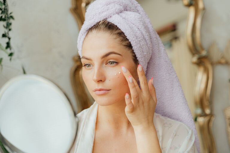 Peptides for Skin benefits for firmer and glowing skin