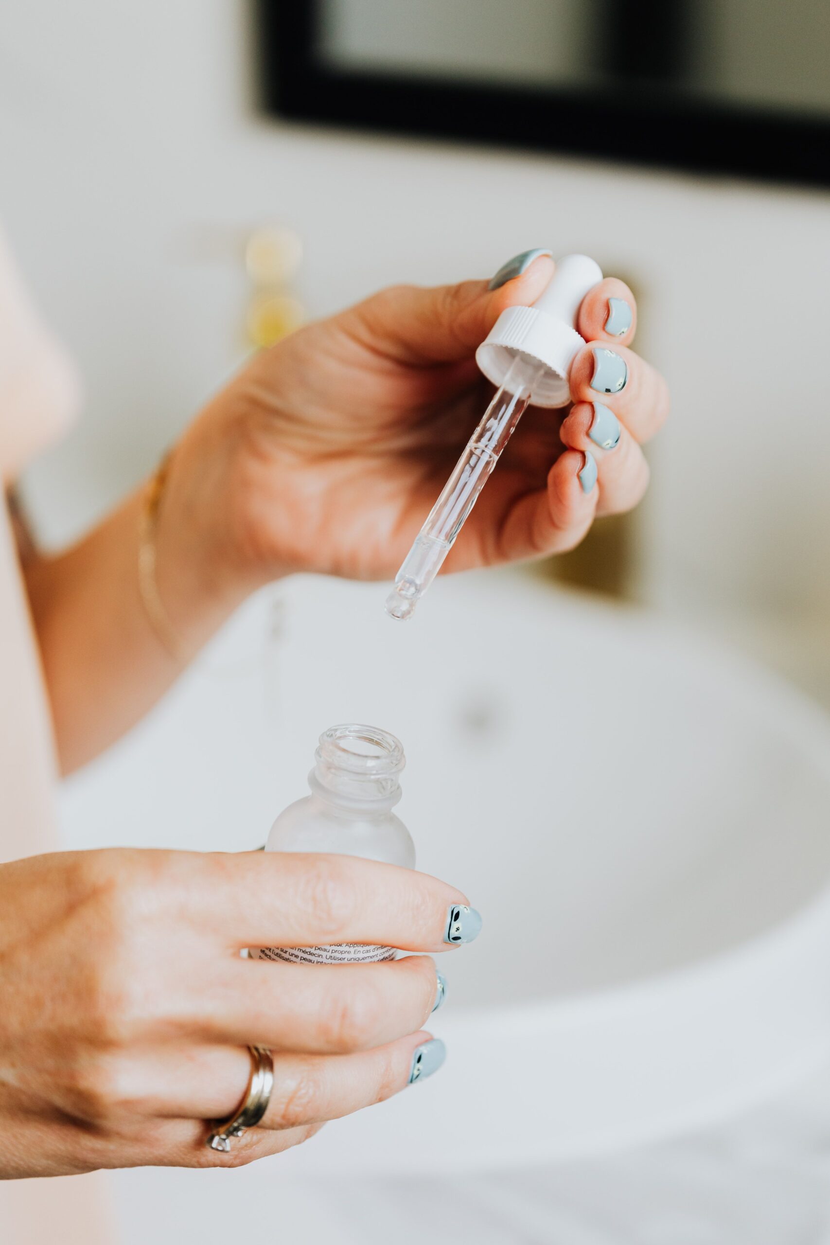 Hyaluronic Acid Benefits for Skin