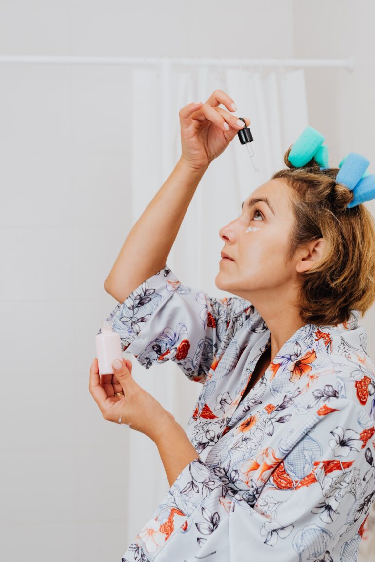 Retinol for Beginners Skincare Routine GuideRetinol for Beginners Skincare Routine Guide
