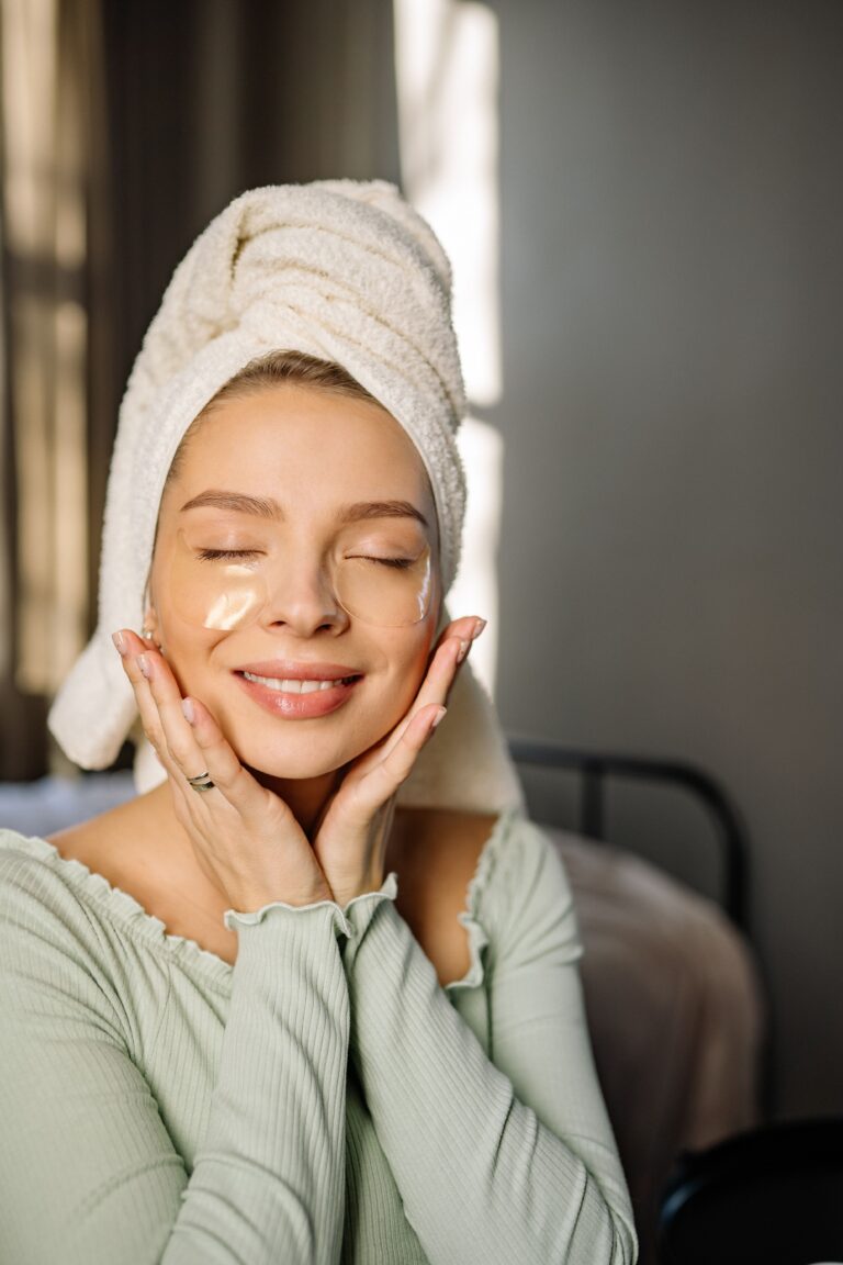 how to get glowing skin naturally.